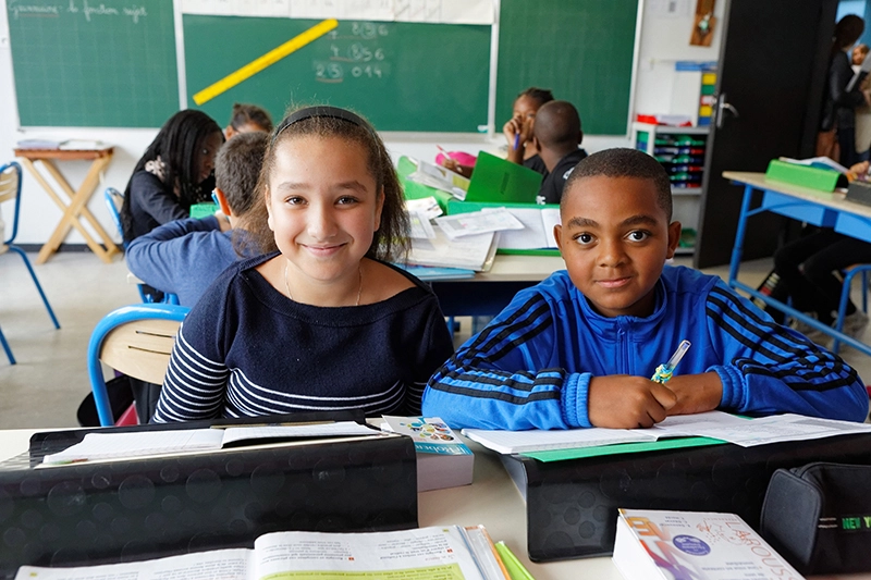 Photographie d'illustration de la synthèse Avoir deux langues et plus à l'école primaire
